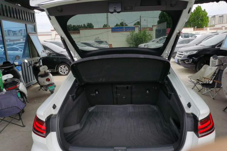 Used Volkswagen FAW-Volkswagen CC 2023 380TSI Striking Edition Trunk