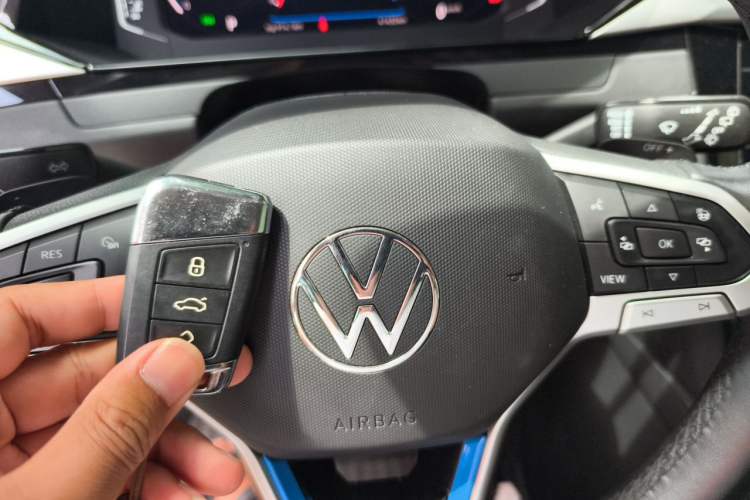 Used Volkswagen FAW-Volkswagen CC 2023 Hunting Vehicle 380TSI Hunter's Heart Edition Vehicle Key