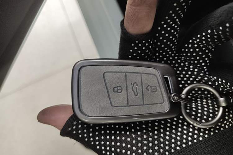 Used Volkswagen FAW-Volkswagen CC 2023 380TSI Striking Edition Vehicle Key