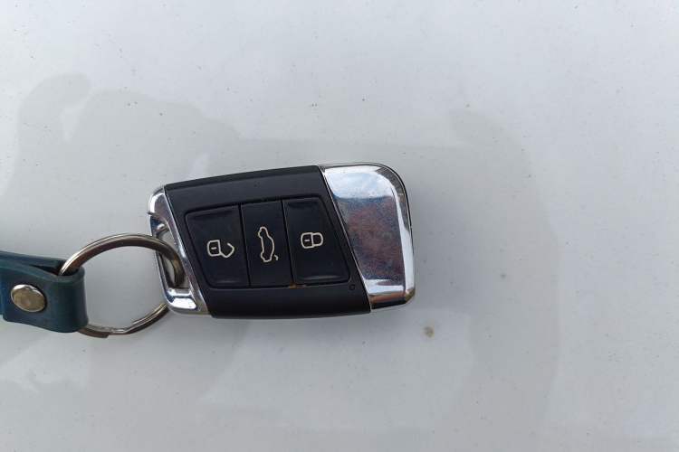 Used Volkswagen FAW-Volkswagen CC 2023 380TSI Glorious Edition Vehicle Key