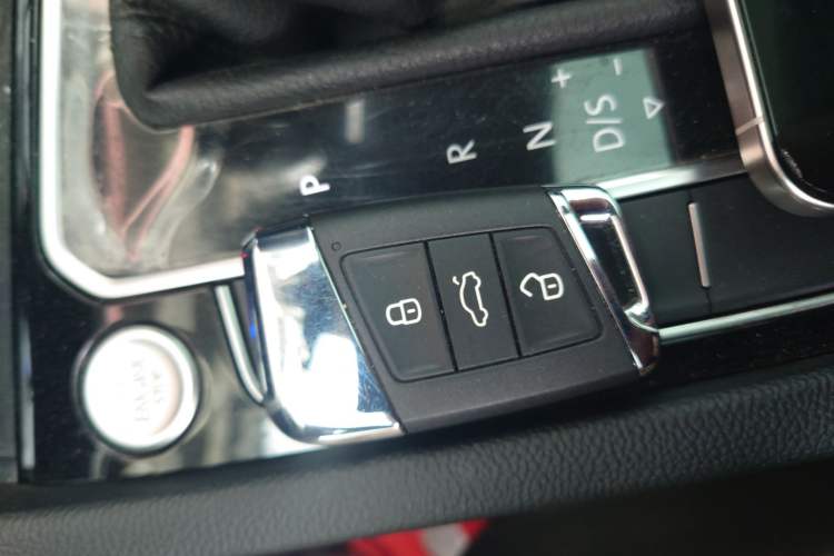 Used Volkswagen FAW-Volkswagen CC 2023 380TSI Striking Edition Vehicle Key