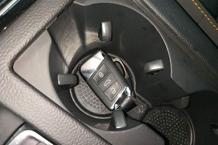 Used Volkswagen FAW-Volkswagen CC 2023 380TSI Striking Edition Vehicle Key