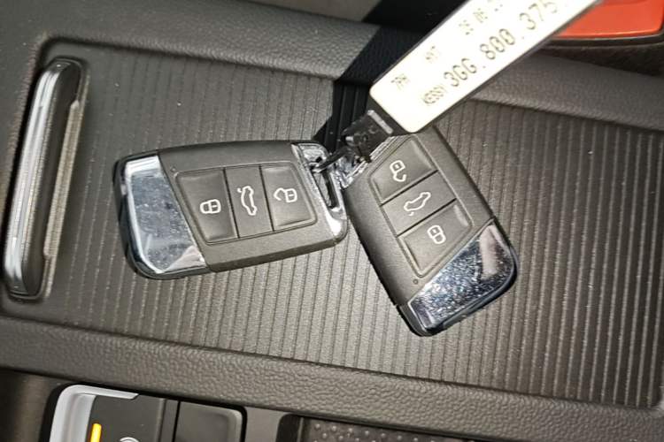 Used Volkswagen FAW-Volkswagen CC 2023 Hunting Vehicle 380TSI Hunter's Heart Edition Vehicle Key