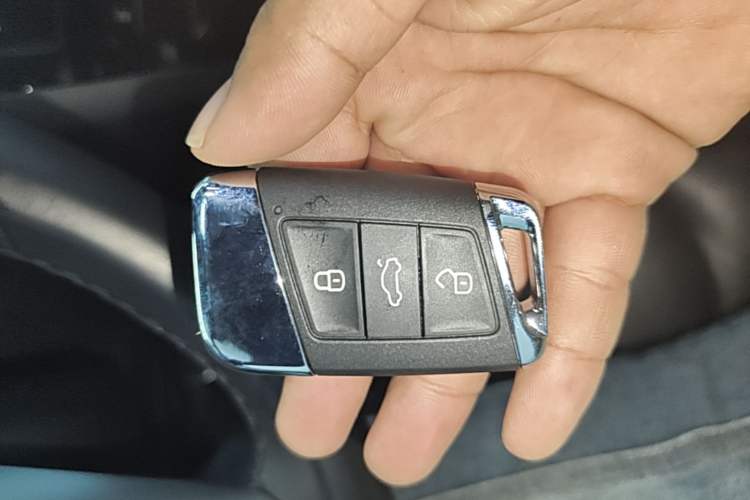 Used Volkswagen FAW-Volkswagen CC 2023 380TSI Striking Edition Vehicle Key