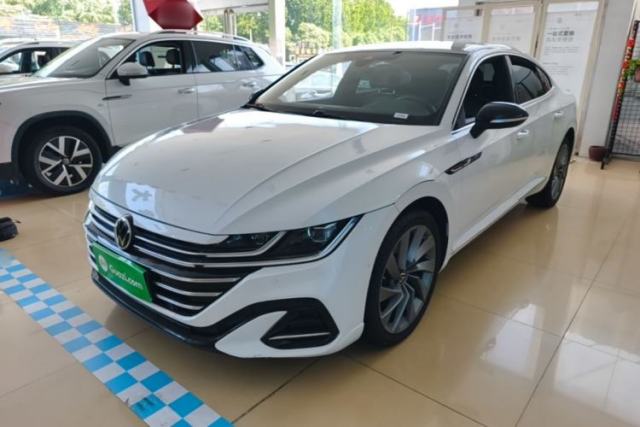 Używany Volkswagen FAW-Volkswagen CC 2023 380TSI Striking Edition