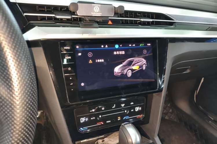 Used Volkswagen FAW-Volkswagen CC 2023 Adventure Vehicle 330TSI Hunter Vision Edition Audio And AC Panel