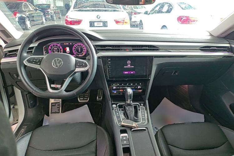 Used Volkswagen FAW-Volkswagen CC 2024 Estate Car 380TSI Hunter's Heart Edition Center Console