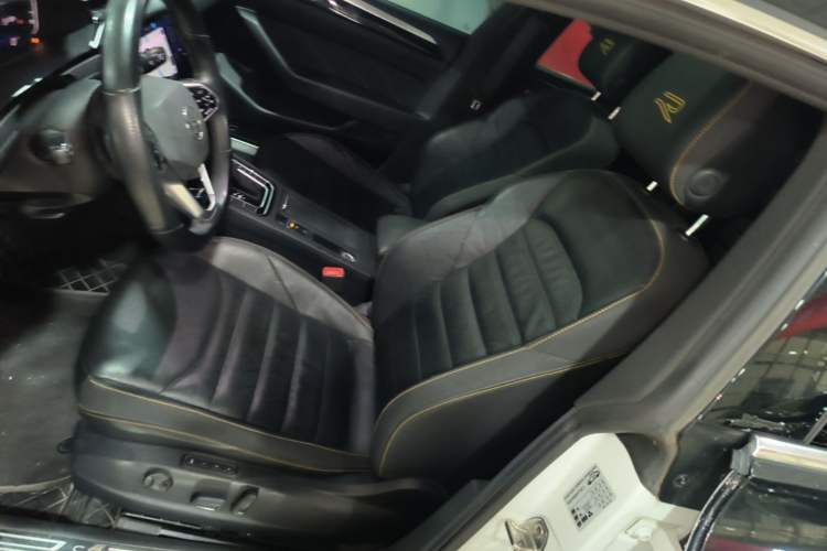 Used Volkswagen FAW-Volkswagen CC 2024 380TSI Striking Edition Left Front Seat