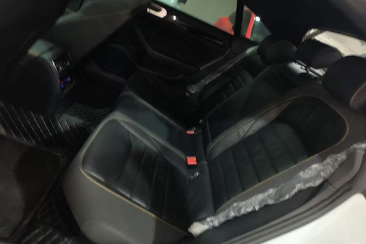 Used Volkswagen FAW-Volkswagen CC 2024 380TSI Striking Edition Left Rear Seat