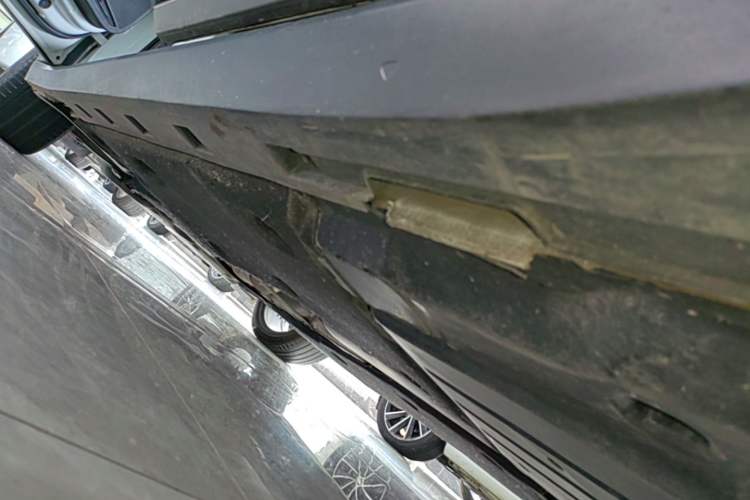 Used Volkswagen FAW-Volkswagen CC 2024 Estate Car 380TSI Hunter's Heart Edition Left Side Sill
