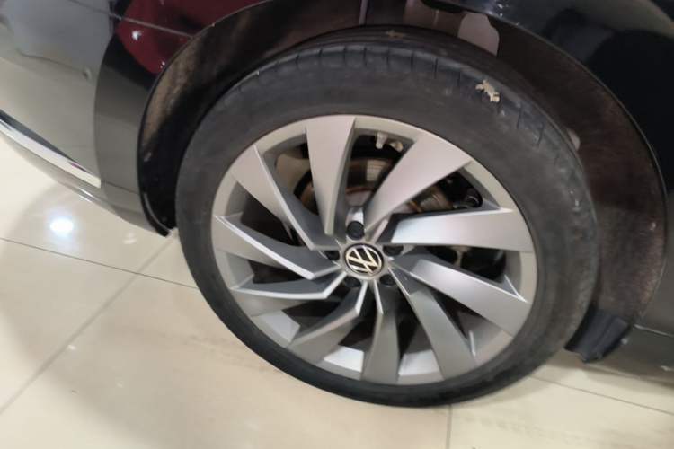 Used Volkswagen FAW-Volkswagen CC 2024 380TSI Striking Edition Right Rear Wheel Hub