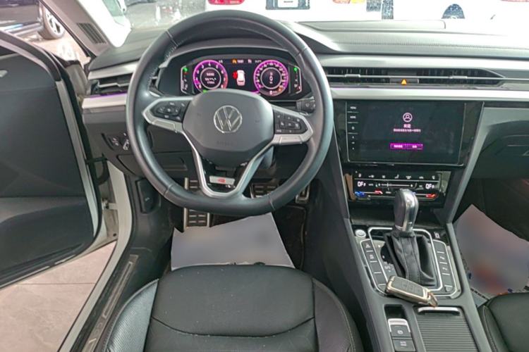 Used Volkswagen FAW-Volkswagen CC 2024 Estate Car 380TSI Hunter's Heart Edition Steering Wheel
