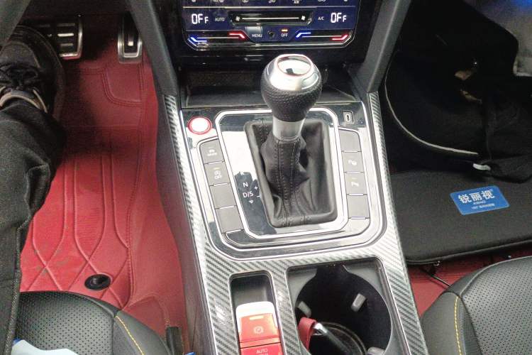Used Volkswagen FAW-Volkswagen CC 2024 380TSI Striking Edition Gear Lever