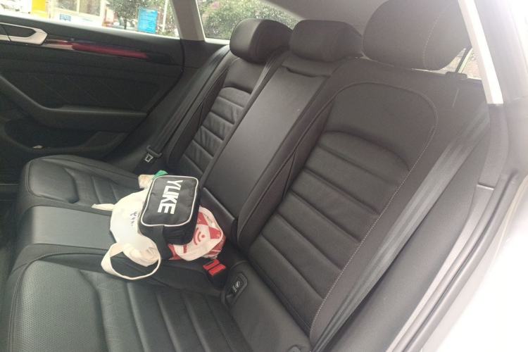 Used Volkswagen FAW-Volkswagen CC 2024 Estate Car 380TSI Hunter's Heart All-Encompassing Edition Left Rear Seat