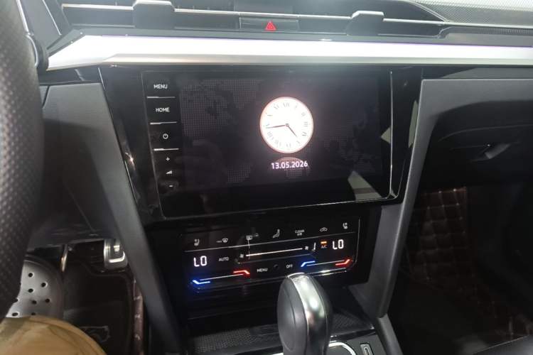 Used Volkswagen FAW-Volkswagen CC 2024 380TSI Striking Edition Audio And AC Panel