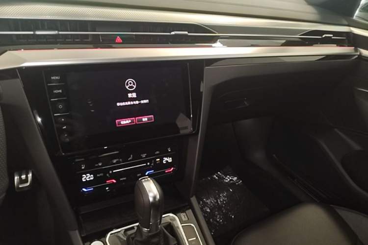 Used Volkswagen FAW-Volkswagen CC 2024 380TSI Striking Edition Audio And AC Panel