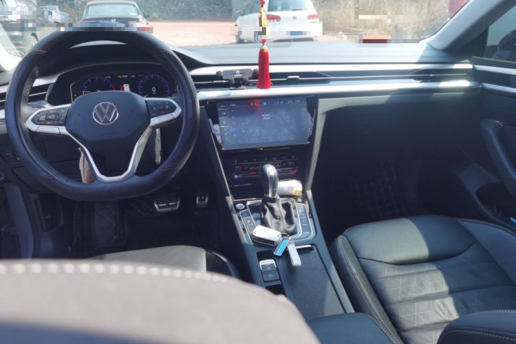 Used Volkswagen FAW-Volkswagen CC 2024 Estate Car 380TSI Hunter's Heart All-Encompassing Edition Center Console