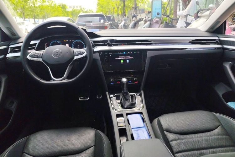 Used Volkswagen FAW-Volkswagen CC 2024 Estate Car 380TSI Hunter's Heart All-Encompassing Edition Center Console