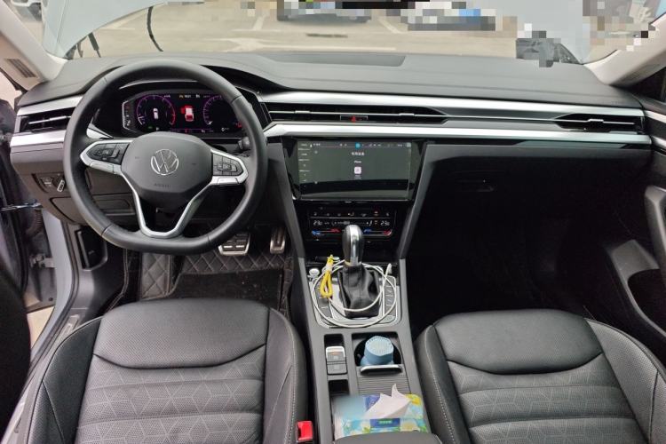 Used Volkswagen FAW-Volkswagen CC 2024 Estate Car 380TSI Hunter's Heart Edition Center Console