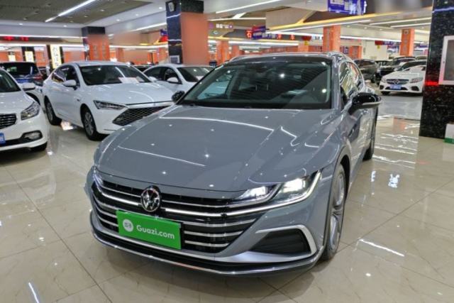 Używany Volkswagen FAW-Volkswagen CC 2024 Estate Car 380TSI Hunter's Heart Edition