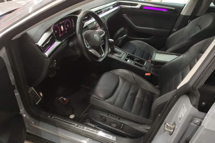 Used Volkswagen FAW-Volkswagen CC 2024 Estate Car 380TSI Hunter's Heart Edition Driver Seat