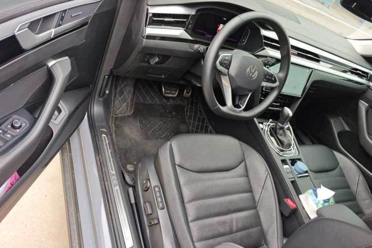 Used Volkswagen FAW-Volkswagen CC 2024 Estate Car 380TSI Hunter's Heart Edition Driver Seat