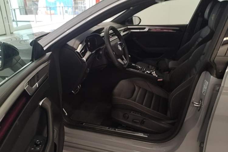 Used Volkswagen FAW-Volkswagen CC 2024 380TSI Striking Edition Driver Seat