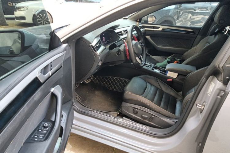Used Volkswagen FAW-Volkswagen CC 2024 380TSI Striking Edition Driver Seat