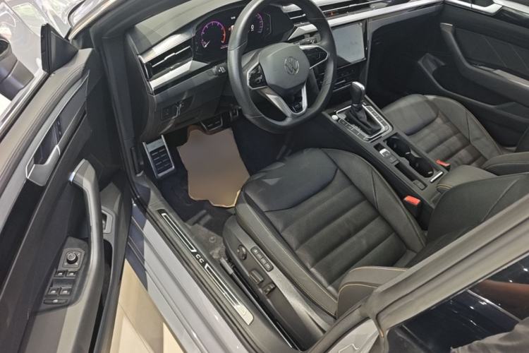 Used Volkswagen FAW-Volkswagen CC 2024 380TSI Striking Edition Driver Seat