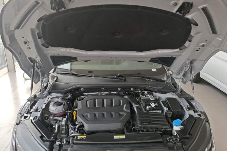 Used Volkswagen FAW-Volkswagen CC 2024 380TSI Striking All-Encompassing Edition Engine Bay