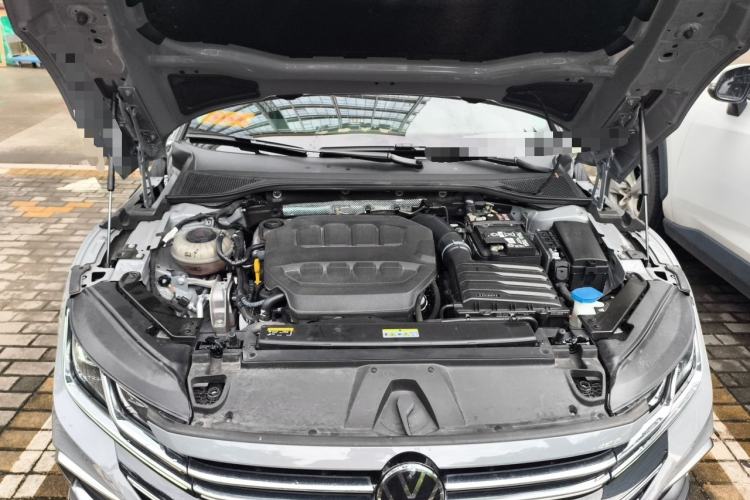 Used Volkswagen FAW-Volkswagen CC 2024 Estate Car 380TSI Hunter's Heart All-Encompassing Edition Engine Bay