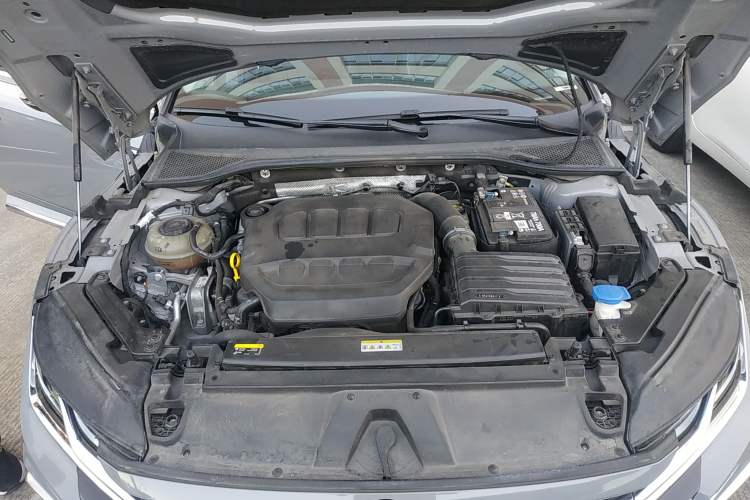 Used Volkswagen FAW-Volkswagen CC 2024 Estate Car 380TSI Hunter's Heart Edition Engine Bay