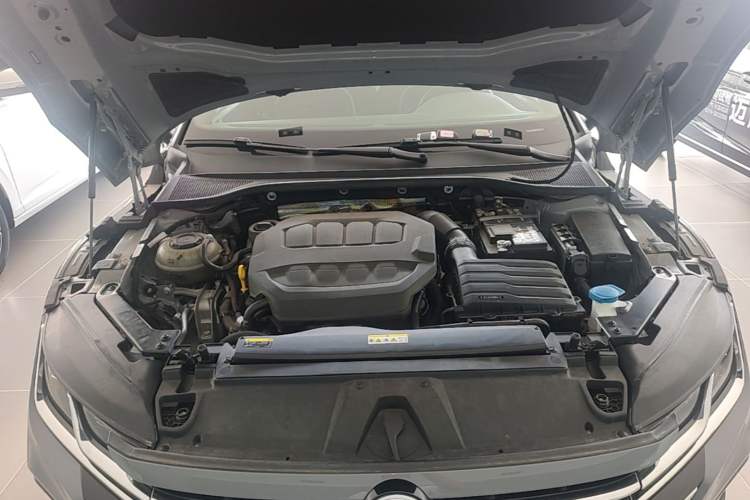 Used Volkswagen FAW-Volkswagen CC 2024 380TSI Striking Edition Engine Bay