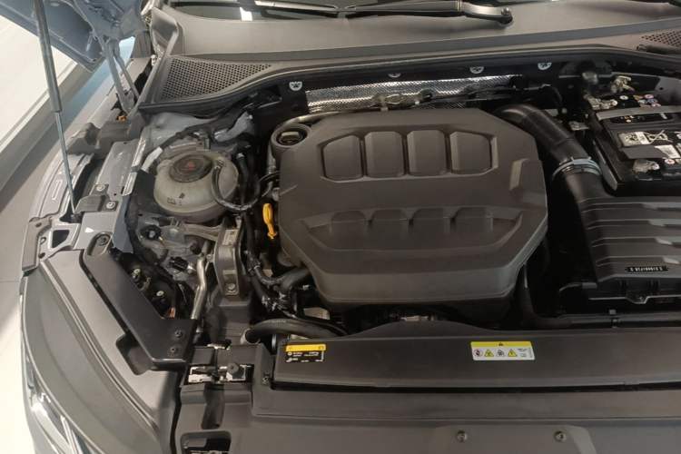 Used Volkswagen FAW-Volkswagen CC 2024 380TSI Striking All-Encompassing Edition Engine Bay Right