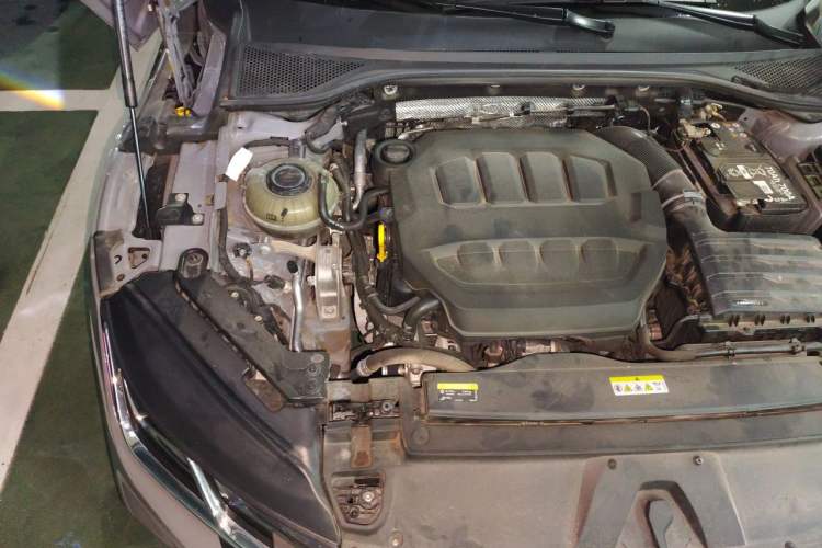 Used Volkswagen FAW-Volkswagen CC 2024 380TSI Striking Edition Engine Bay Right