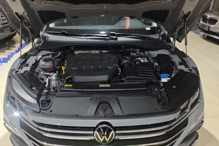 Used Volkswagen FAW-Volkswagen CC 2024 Estate Car 380TSI Hunter's Heart All-Encompassing Edition Engine Bay