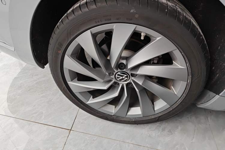 Used Volkswagen FAW-Volkswagen CC 2024 380TSI Striking Edition Exterior 5