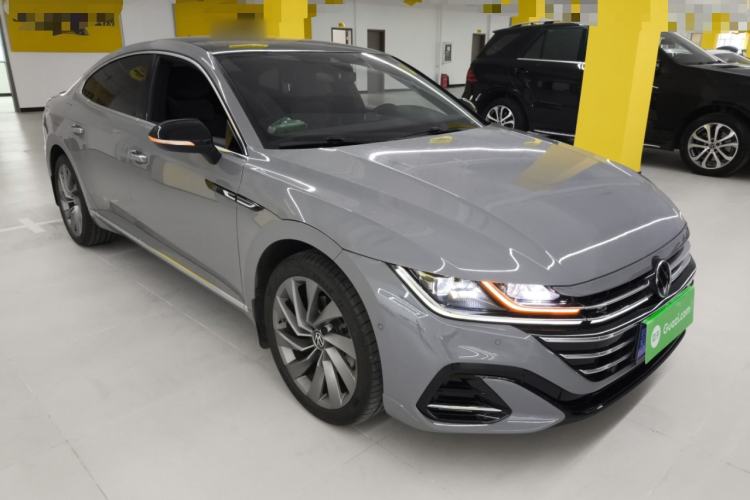 Used Volkswagen FAW-Volkswagen CC 2024 380TSI Striking Edition Front Right 45 Deg