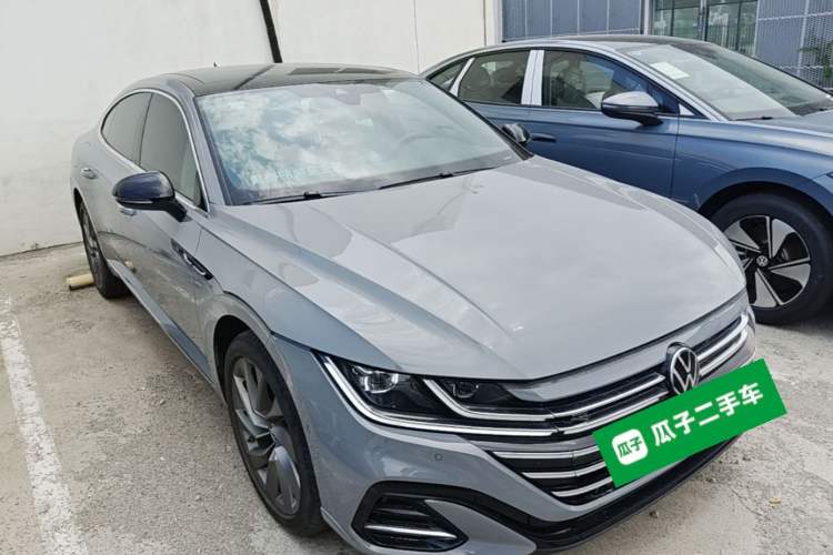 Used Volkswagen FAW-Volkswagen CC 2024 380TSI Striking Edition Front Right 45 Deg