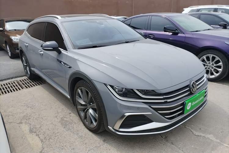 Used Volkswagen FAW-Volkswagen CC 2024 Estate Car 380TSI Hunter's Heart Edition Front Right 45 Deg