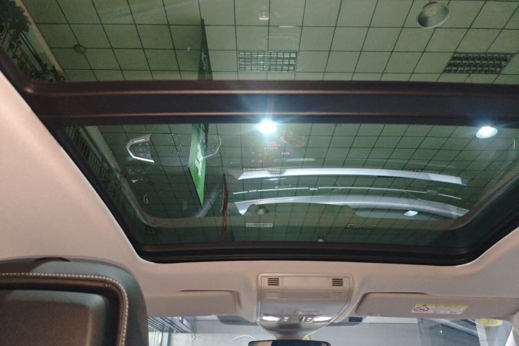Used Volkswagen FAW-Volkswagen CC 2024 Estate Car 380TSI Hunter's Heart All-Encompassing Edition Headliner
