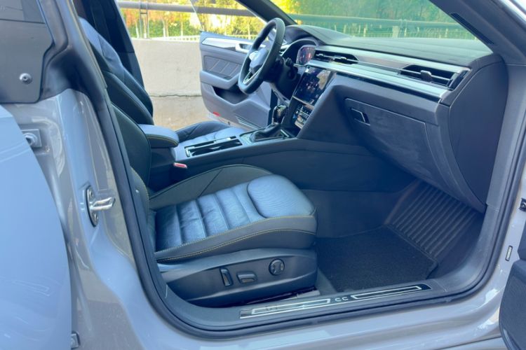 Used Volkswagen FAW-Volkswagen CC 2024 380TSI Striking All-Encompassing Edition Interior 12