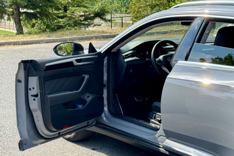Used Volkswagen FAW-Volkswagen CC 2024 Estate Car 380TSI Hunter's Heart Edition Interior 8