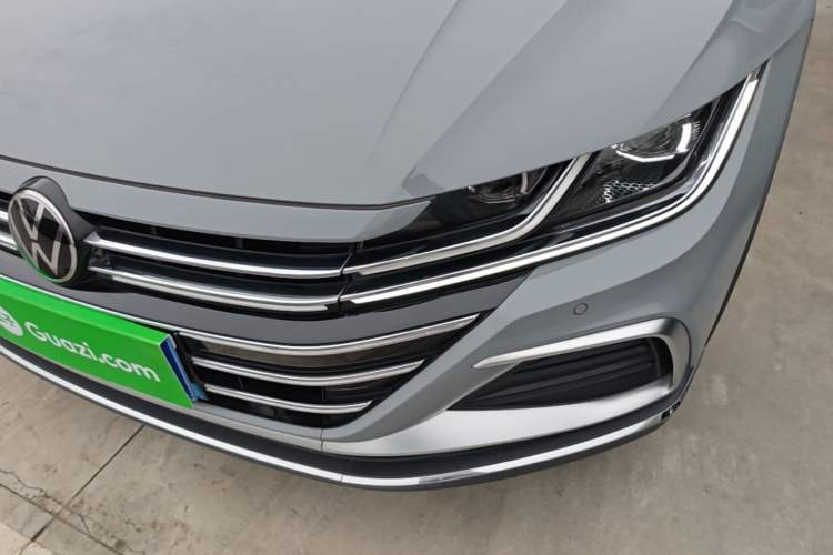 Used Volkswagen FAW-Volkswagen CC 2024 Estate Car 380TSI Hunter's Heart All-Encompassing Edition Left Front Headlight