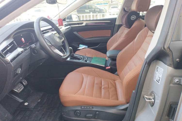 Used Volkswagen FAW-Volkswagen CC 2024 Estate Car 380TSI Hunter's Heart Edition Left Front Seat