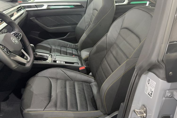 Used Volkswagen FAW-Volkswagen CC 2024 380TSI Striking Edition Left Front Seat