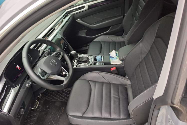 Used Volkswagen FAW-Volkswagen CC 2024 Estate Car 380TSI Hunter's Heart Edition Left Front Seat