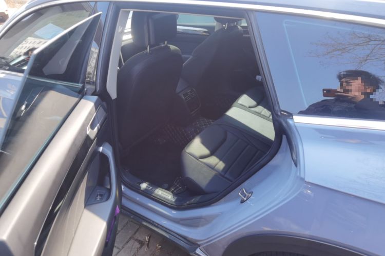 Used Volkswagen FAW-Volkswagen CC 2024 Estate Car 380TSI Hunter's Heart All-Encompassing Edition Left Rear Seat