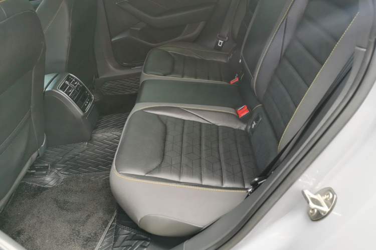 Used Volkswagen FAW-Volkswagen CC 2024 380TSI Striking Edition Left Rear Seat