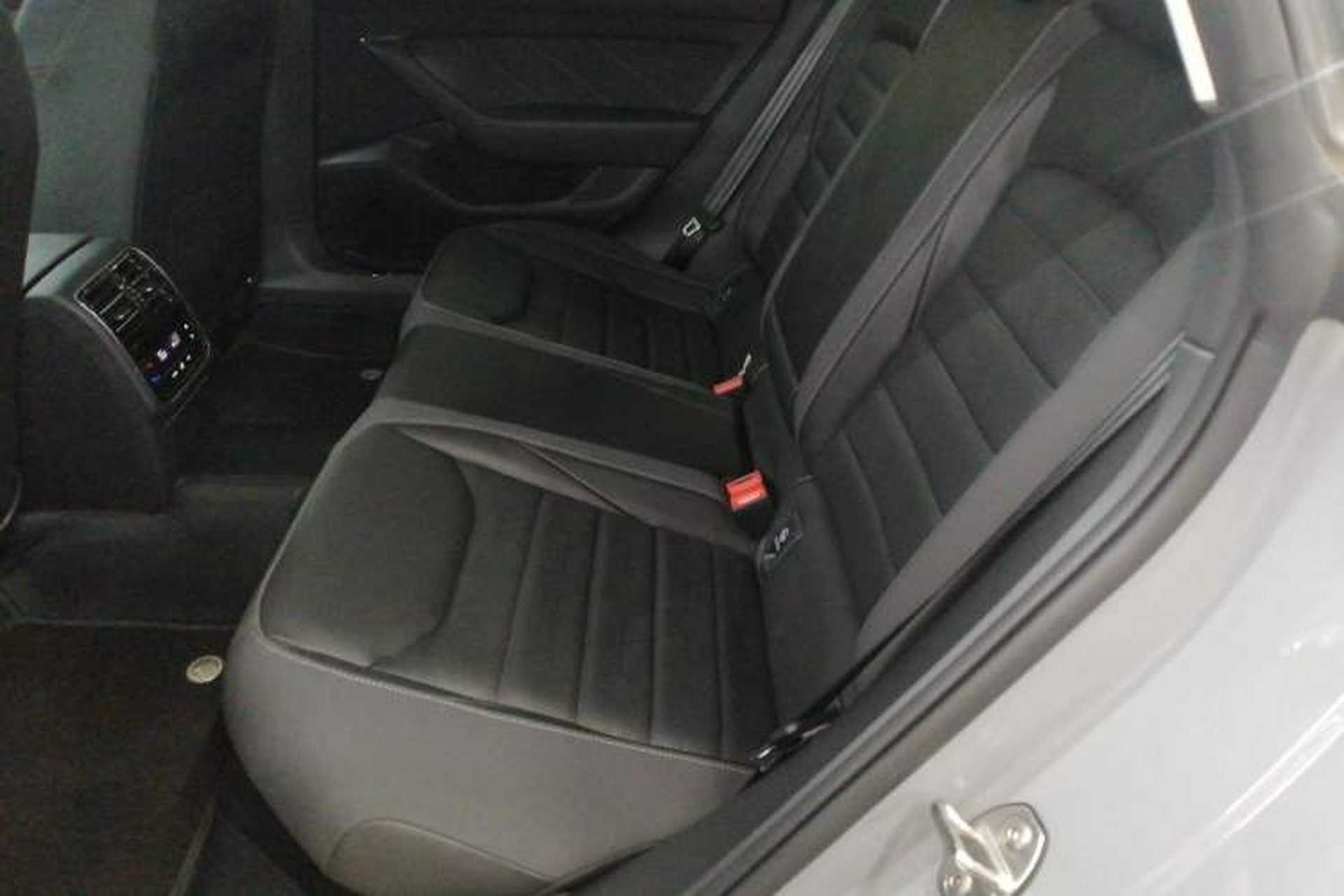 Used Volkswagen FAW-Volkswagen CC 2024 Estate Car 380TSI Hunter's Heart Edition Left Rear Seat